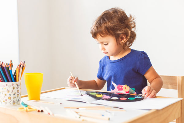 ▷ MESA de LUZ Montessori  Mesa Sensorial educativa para Niños